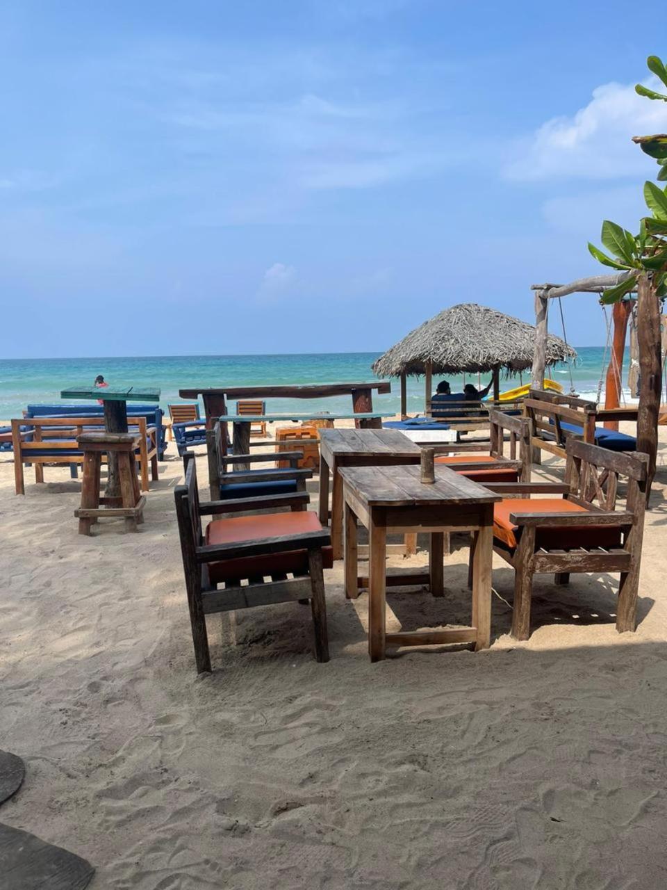 Vitamin Sea Beach Cabana & Hostel Nilaveli Exterior photo