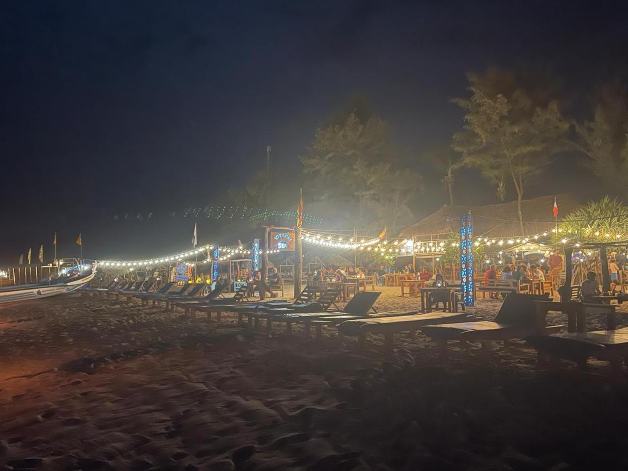 Vitamin Sea Beach Cabana & Hostel Nilaveli Exterior photo